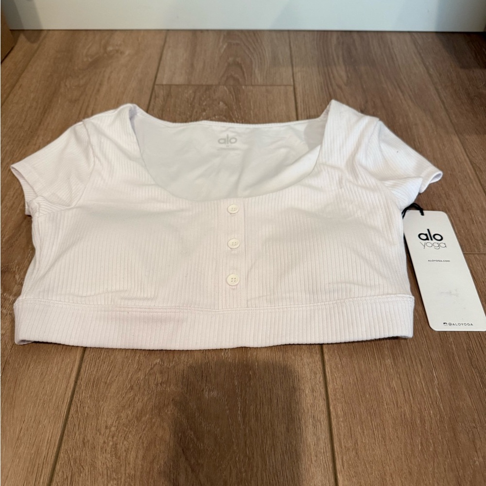 ALO Yoga Blissful Henley Bra top new with tag size M